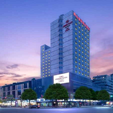 Crowne Plaza Foshan By Ihg - Canton Fair Free Shuttle Bus Exterior photo