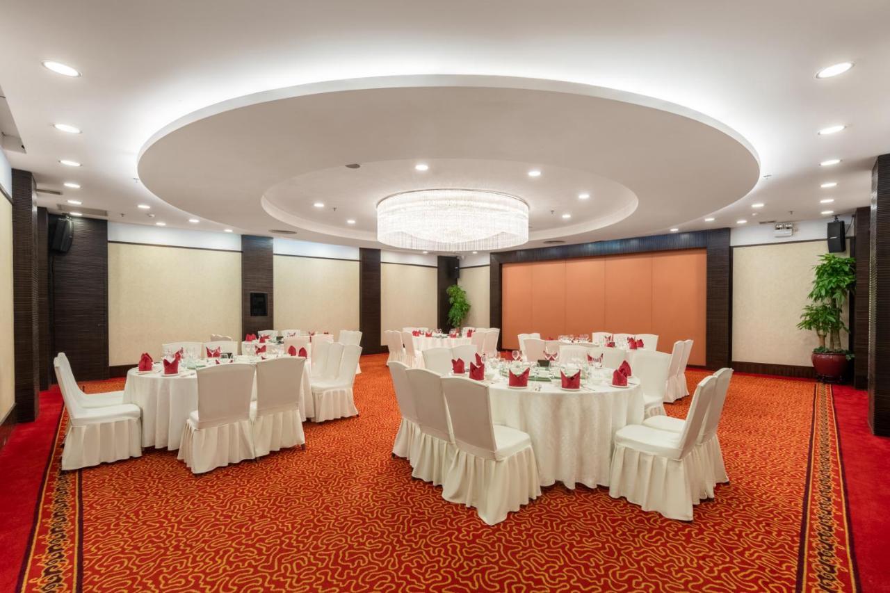 Crowne Plaza Foshan By Ihg - Canton Fair Free Shuttle Bus Exterior photo